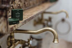 Archo Nafplio Rooms & Suites