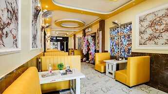 Hotel Aadhya & Restaurant