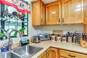 Hot Tub & Horse Boarding on 3 Acres in Redding!