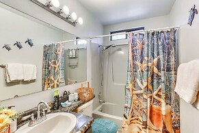 Hot Tub & Horse Boarding on 3 Acres in Redding!