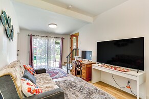 Hot Tub & Horse Boarding on 3 Acres in Redding!