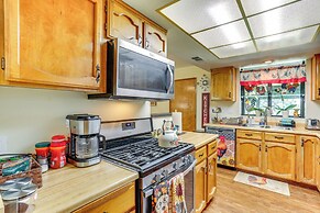 Hot Tub & Horse Boarding on 3 Acres in Redding!