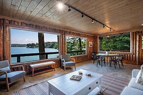 Waterfront Vashon Island Home, Beach Access & View