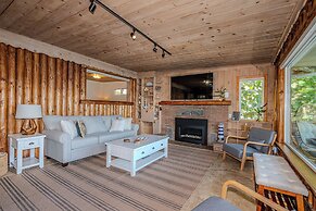 Waterfront Vashon Island Home, Beach Access & View