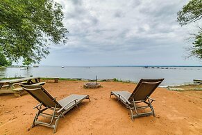 House on Oneida Lake on Lewis Point in Canastota