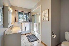 2 Mi to Lake & Skiing: Big Bear Family Cabin