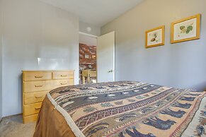 2 Mi to Lake & Skiing: Big Bear Family Cabin