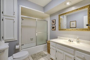 2 Mi to Lake & Skiing: Big Bear Family Cabin