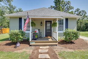 'the Cabernet Cabin' Defiance Home on Katy Trail!