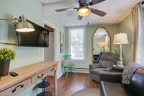 'the Cabernet Cabin' Defiance Home on Katy Trail!