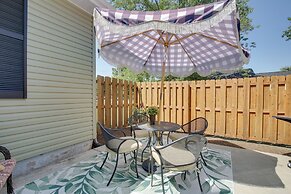 'the Cabernet Cabin' Defiance Home on Katy Trail!