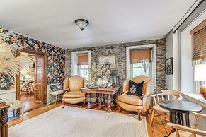 Steps to Delaware Canal: Enchanting Stone Cottage!