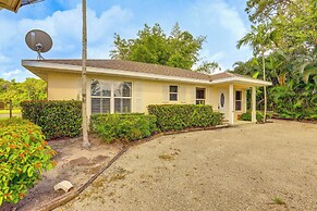 Cozy Palm City Home on 5-acre Working Farm