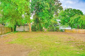 'dogwood Cottage' w/ Fireplace: 1 Mi to University