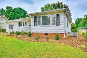 'dogwood Cottage' w/ Fireplace: 1 Mi to University