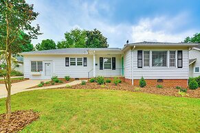 'dogwood Cottage' w/ Fireplace: 1 Mi to University