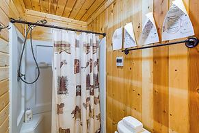 Island Park Fishing Cabin - Walk to Henrys Fork!