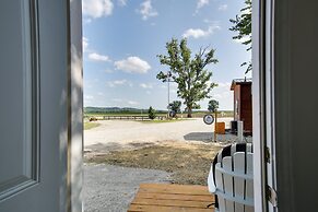 'the Chardonnay Chalet' Defiance Studio Trail!