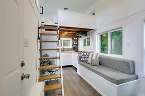 'the Chardonnay Chalet' Defiance Studio Trail!