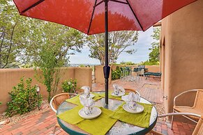 Santa Fe Condo w/ Mountain Views ~ 11 Mi to Plaza!