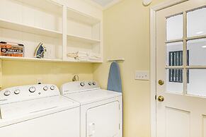 Fire Pit & Views: Campobello Rural Retreat