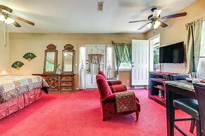 Charming Studio ~ 5 Mi to Stone Mountain Park