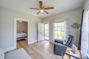 Eufaula Home - Walk to Lake Beach!