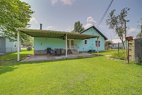 Eufaula Home - Walk to Lake Beach!