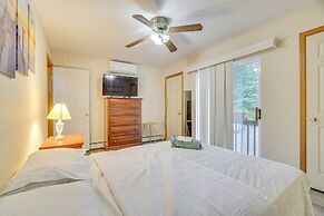 Private Hot Tub: Lakefront Poconos Home!