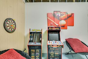 Private Hot Tub: Lakefront Poconos Home!