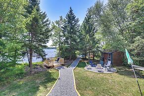 Private Hot Tub: Lakefront Poconos Home!