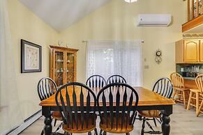 Private Hot Tub: Lakefront Poconos Home!