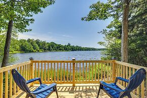 Private Hot Tub: Lakefront Poconos Home!