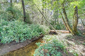 Family-friendly Florence Home: 3 Mi to the Coast!