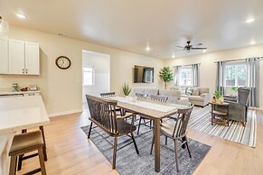 Family-friendly Florence Home: 3 Mi to the Coast!