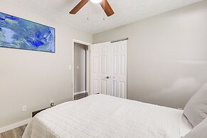 18 Mi to Dtwn Atlanta: Pet-friendly Home w/ Yard!