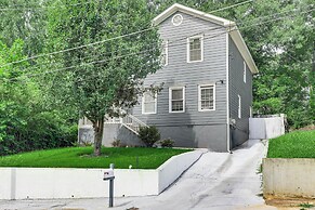 ~ 1/2 Mi to Mercedes-benz Stadium: Atlanta Home