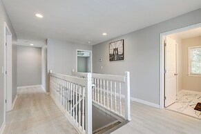 ~ 1/2 Mi to Mercedes-benz Stadium: Atlanta Home