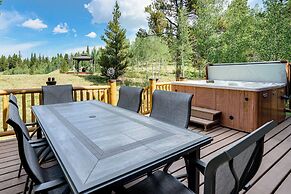 24str-00023 Fairplay Cabin w/ Hot Tub on 4 Acres!