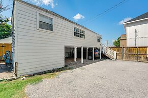 Walk to Stadium: University Park Gem!