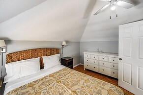 Walk to Stadium: University Park Gem!