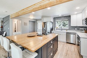 Moses Lake Retreat w/ Stunning Outdoor Oasis!