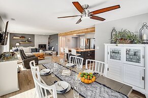 Moses Lake Retreat w/ Stunning Outdoor Oasis!