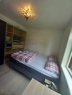 Arctic Paradise - 4 Bedroom Apartment in Tromso