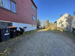 Arctic Paradise - 4 Bedroom Apartment in Tromso