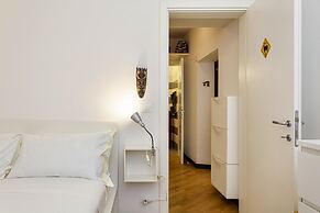 Colour and Comfort in the City Centre by Wonderful Italy