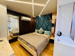 Home Escape Elite 1BHK Penthouse