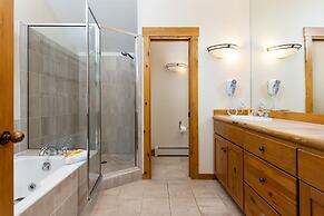 8721 Ski Tip Townhomes 4 Bedroom Townhouse by RedAwning