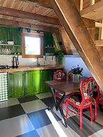 Tenora Suit Bungalov