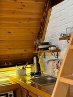 Tenora Suit Bungalov